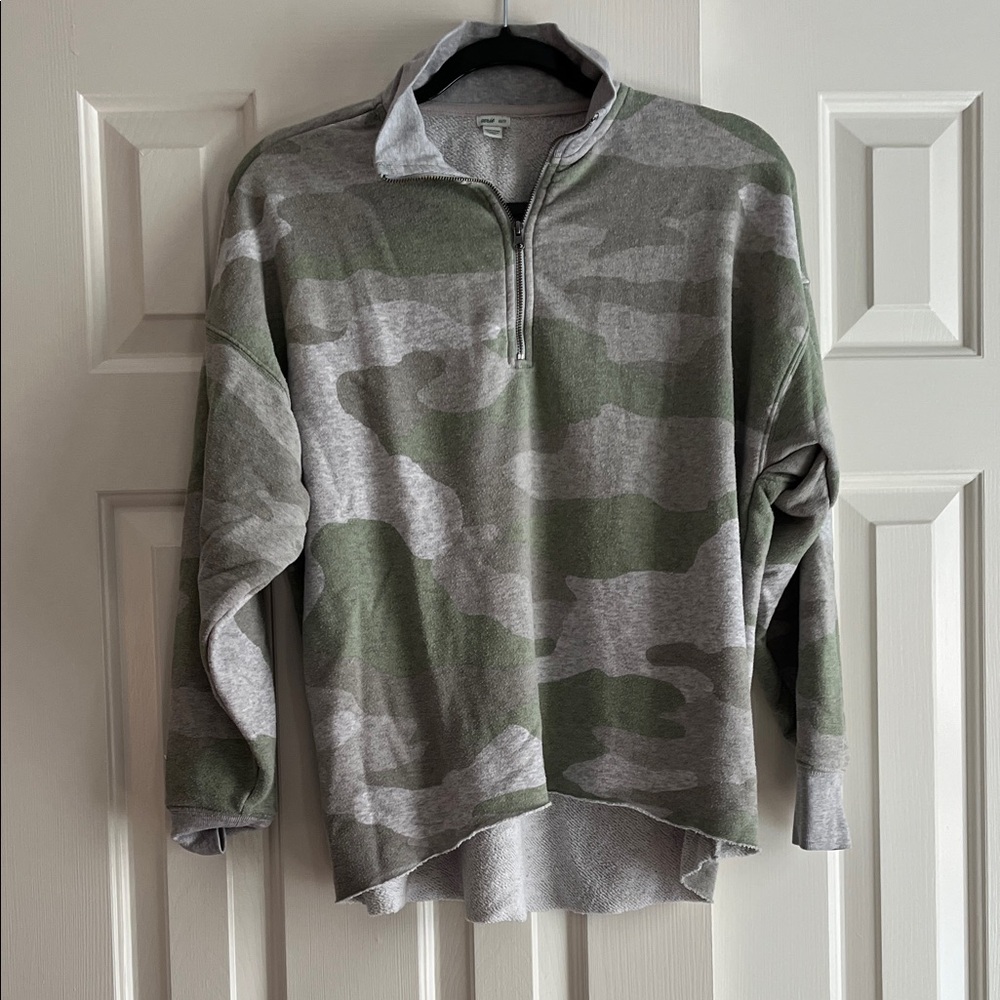 Aerie XS Camouflage Quarter-Zip Sweater